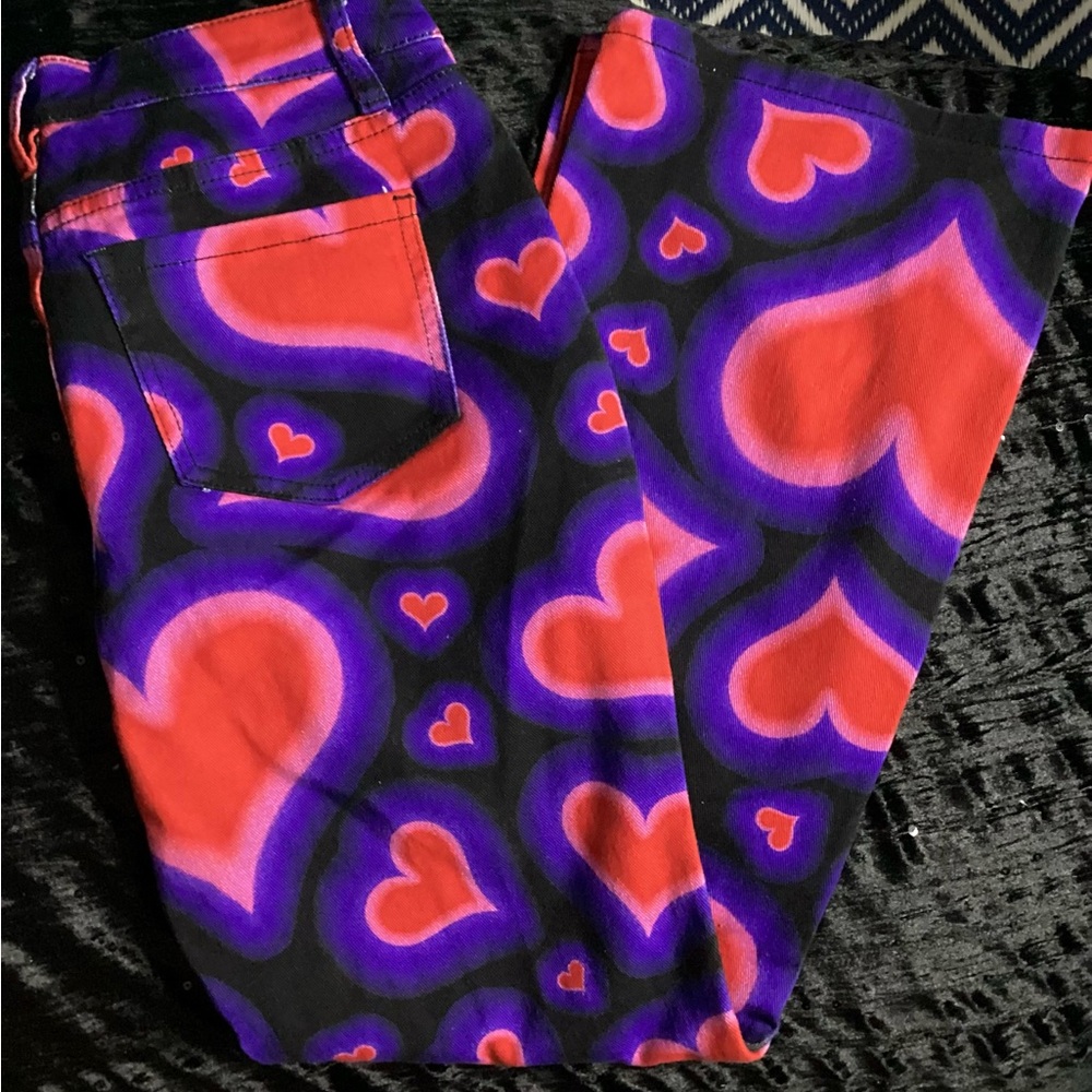 NWOT dELiA*s Dolls Kill Y2K Heart Black Low Rise Flare Denim Jeans M